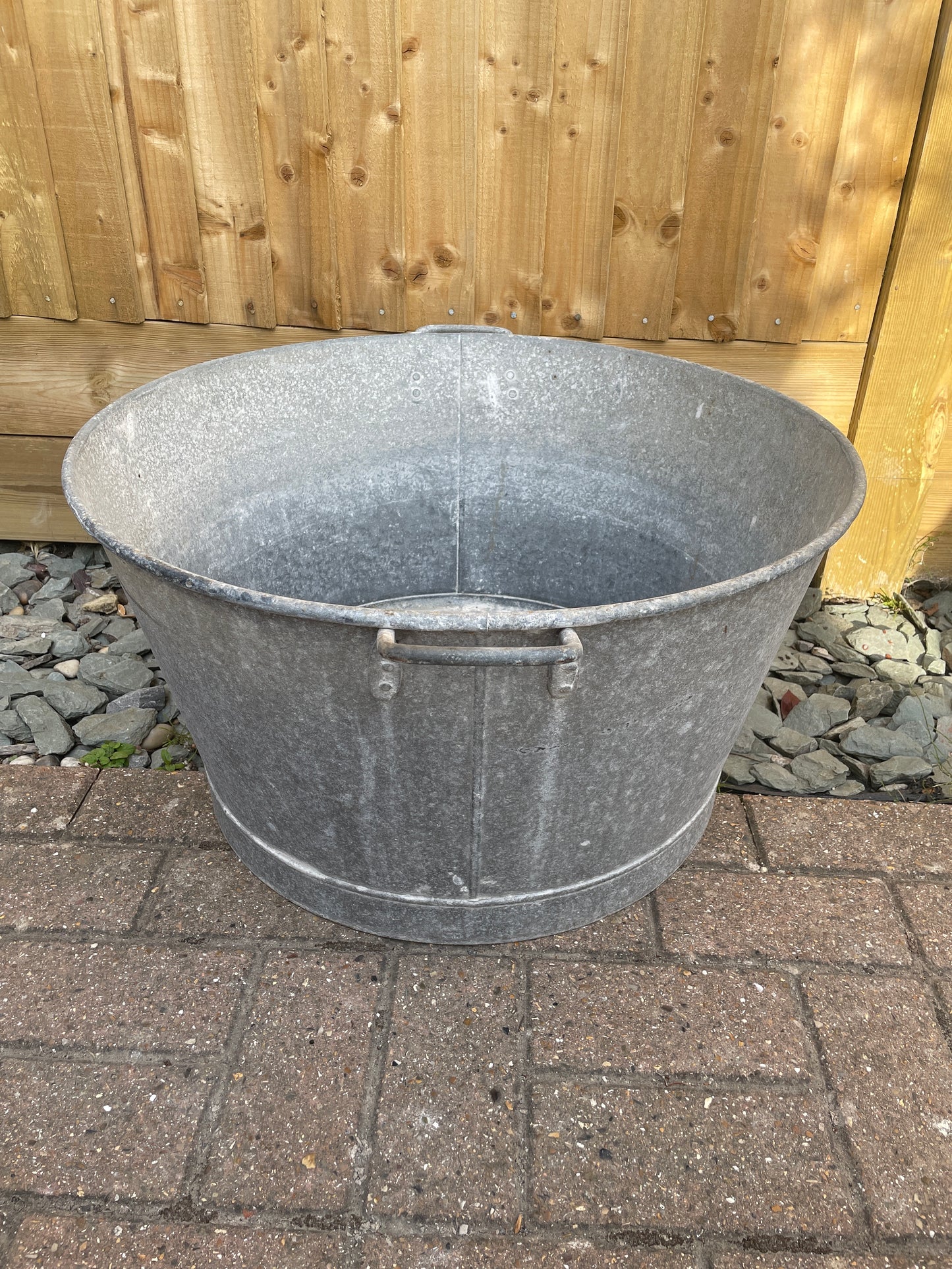 French Round 61cm galvanised tub garden planter.