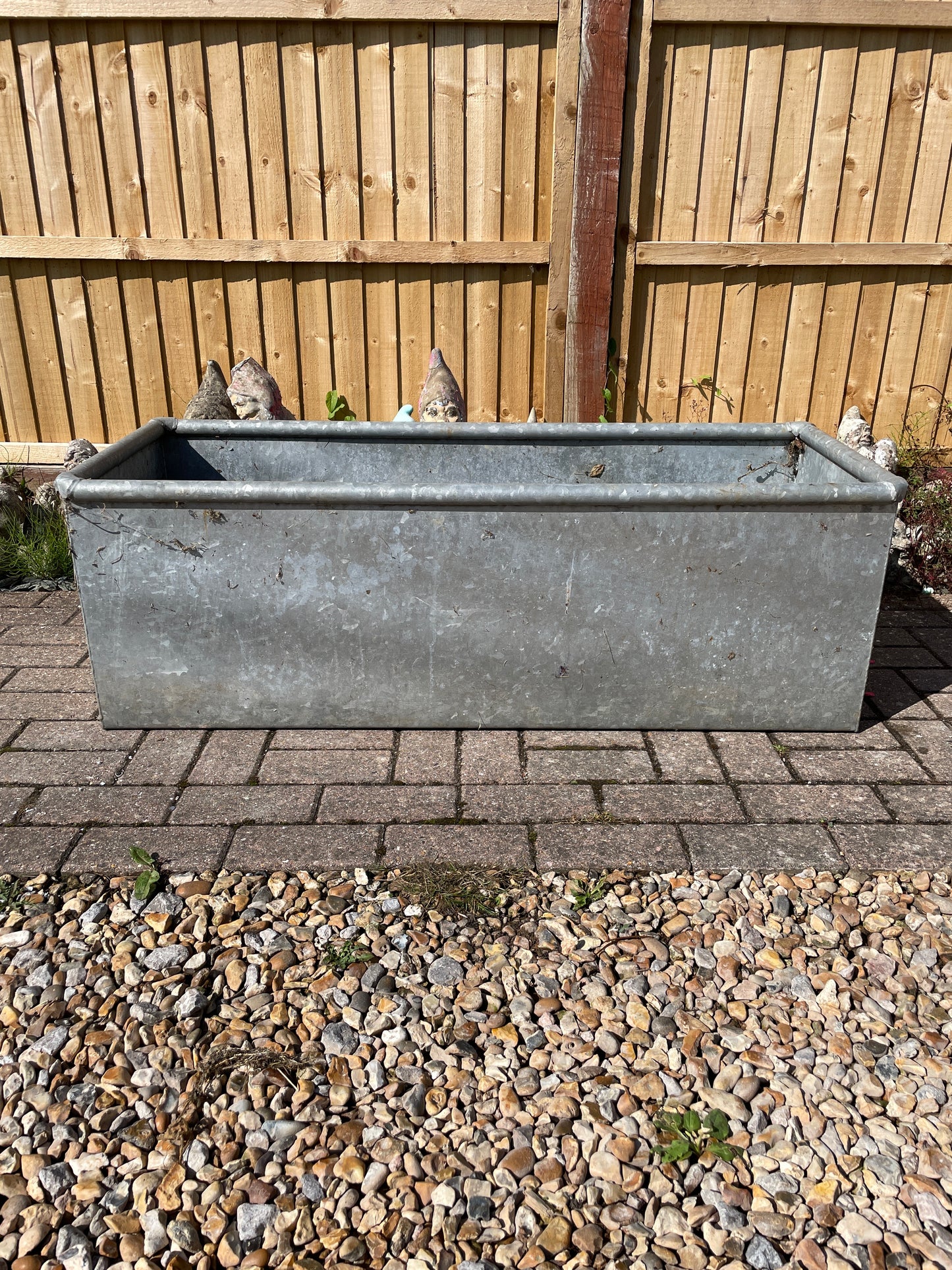 Galvanised water trough planter water feature 4ft.