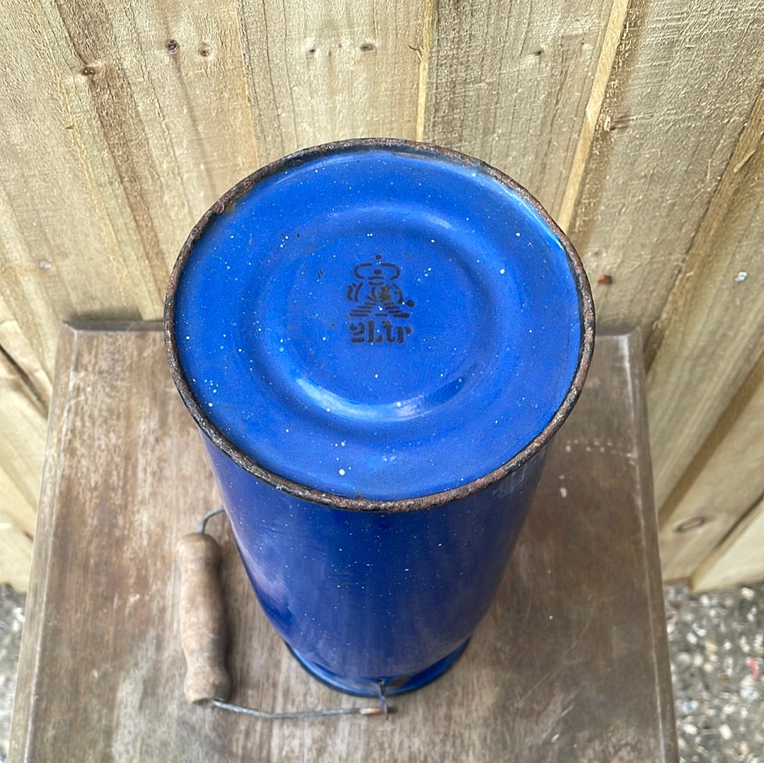 Enamelled Churn 2 L speckled blue.