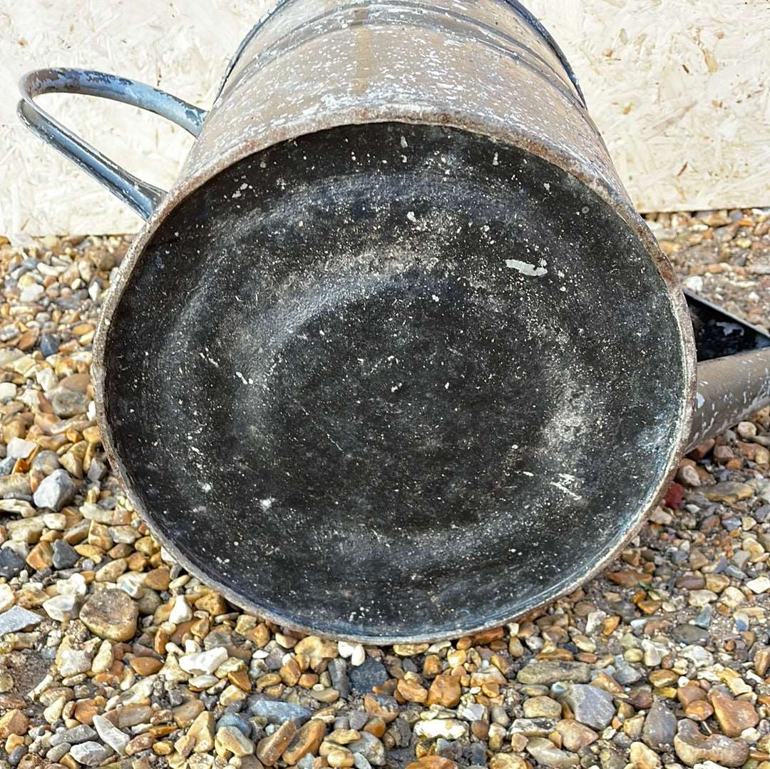 Vintage galvanised watering can, black painted, 2G