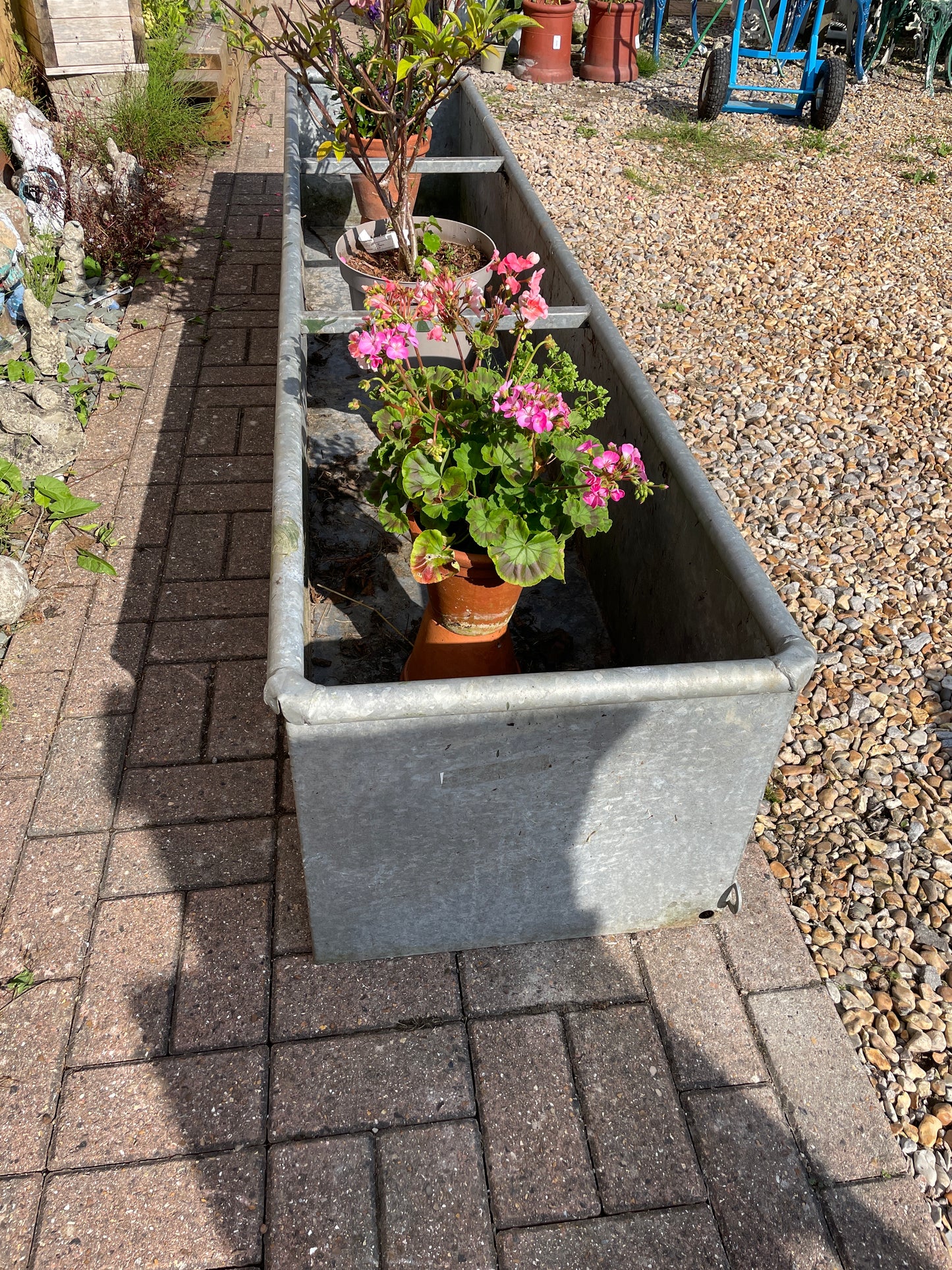 Galvanised water trough planter water feature 8ft.