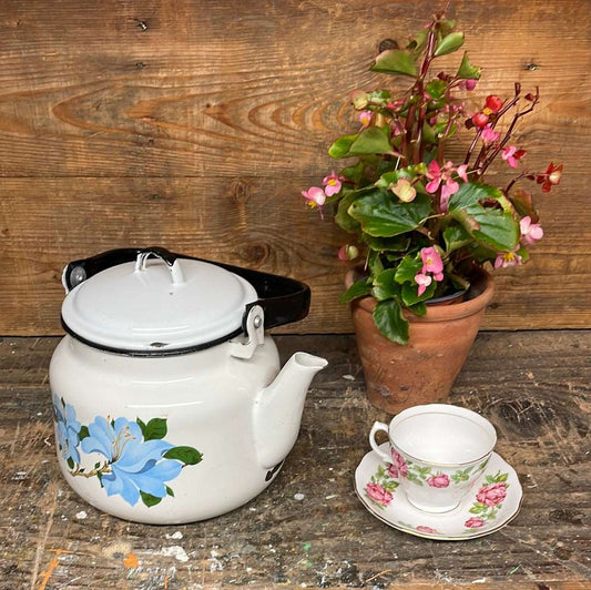 Vintage enamel kettle white with floral decor 3 litre.