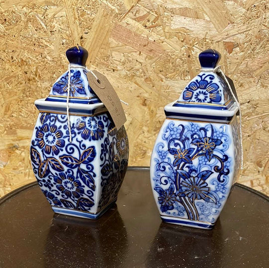 A Set Of Two Blue White And Gold Chinese Urns/Ginger Jars With Lids.