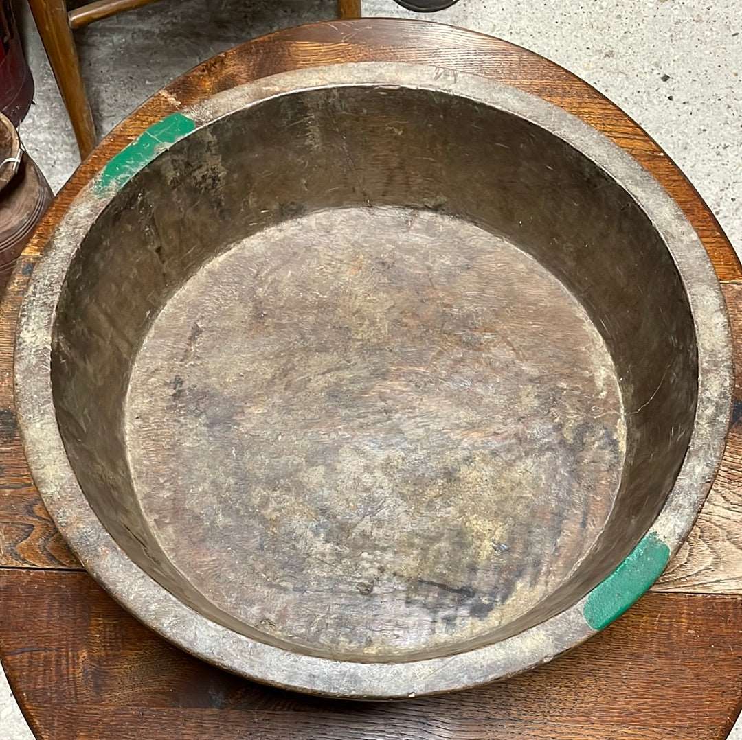 Carved Asian wooden parat bowl large.